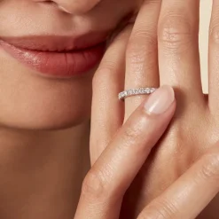 Hot Histoire d'Or Alliance Pristina Or Blanc Diamant