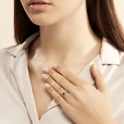 Histoire d'Or Bague Charmante Or Blanc Saphir Et Diamant