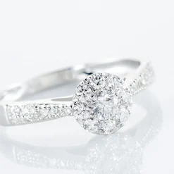 Histoire d'Or Bague Neptune Or Blanc Diamant