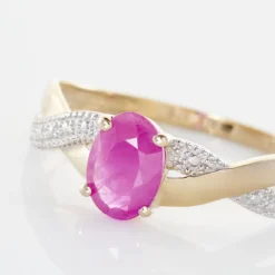 Hot Histoire d'Or Bague Or Jaune Candice Rubis or jaune rubis