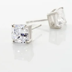 Clearance Histoire d'Or Boucles D'oreilles Puces Doreen Carre Or Blanc Oxyde De Zirconium