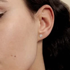 New Histoire d'Or Boucles D'oreilles Puces Teani or blanc diamant