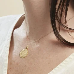 Histoire d'Or Medaille Or Jaune Sainte Famille* Bijoux Personnalisés|Pendentifs