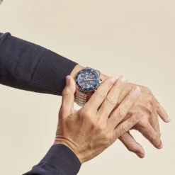 Sale HUGO BOSS Montre Boss Admiral Bleu cadran argenté fond bleu bracelet acier argenté