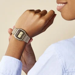 New CASIO COLLECTION Montre Vintage Champagne cadran doré bracelet acier doré