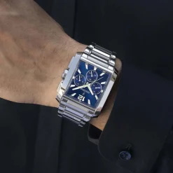 Outlet FESTINA Montre On The Square Chrono Bleu cadran argenté fond bleu bracelet acier argenté