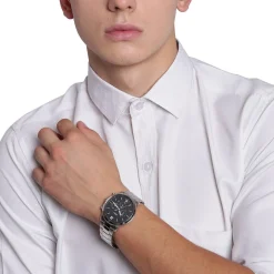 Clearance FOSSIL Montre Neutra Noir cadran argenté fond noir bracelet acier argenté