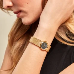 LIP Montre Henriette 22 Nacre Noire cadran doré fond nacre noire bracelet acier doré