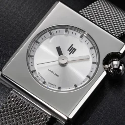 LIP Montre Mach 2000 Mini Square Argenté* Montres Made In France