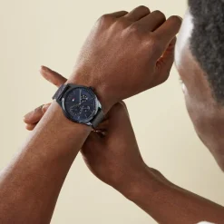 TOMMY HILFIGER Montre Damon Bleu cadran bleu fond bleu bracelet acier bleu