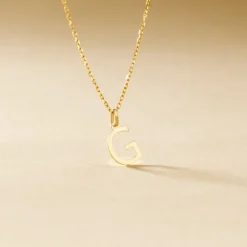 Histoire d'Or Pendentif Ionia Lettre or jaune