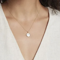 Histoire d'Or Pendentif Ultane or jaune nacre